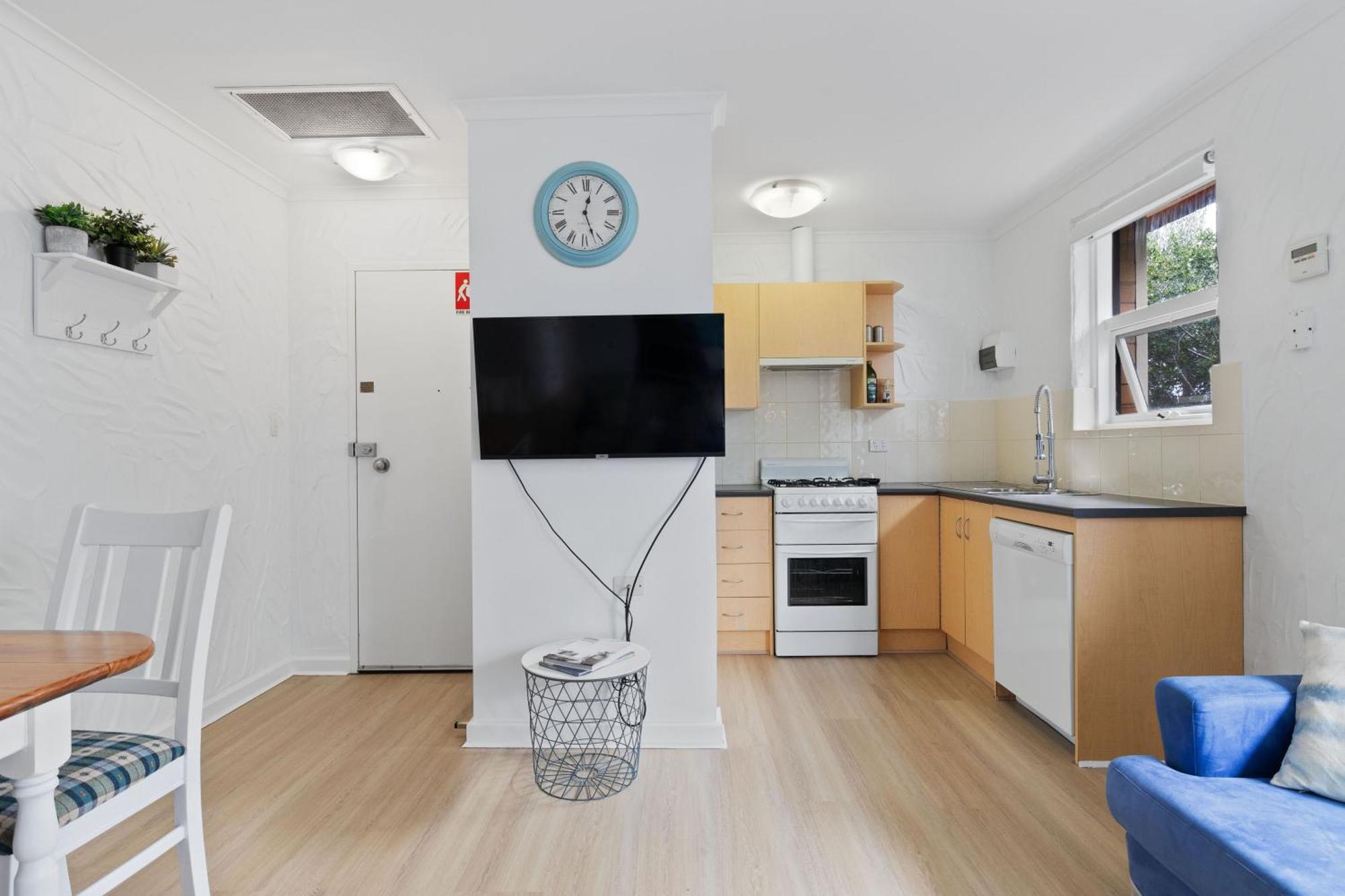 Bayswaterfront Apartments أدليد الغرفة الصورة